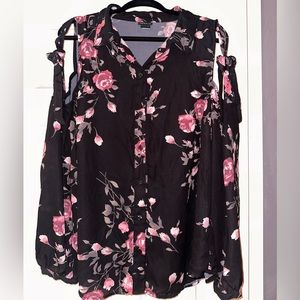 Torrid Size 2 Cold Shoulder Button Down Blouse